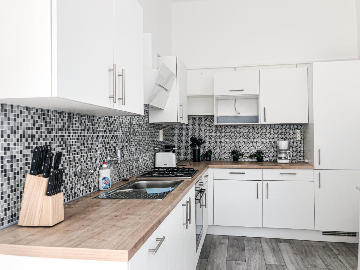 Amazing 2Br Apt, Near Akh-Perfect For Groups Apartamento